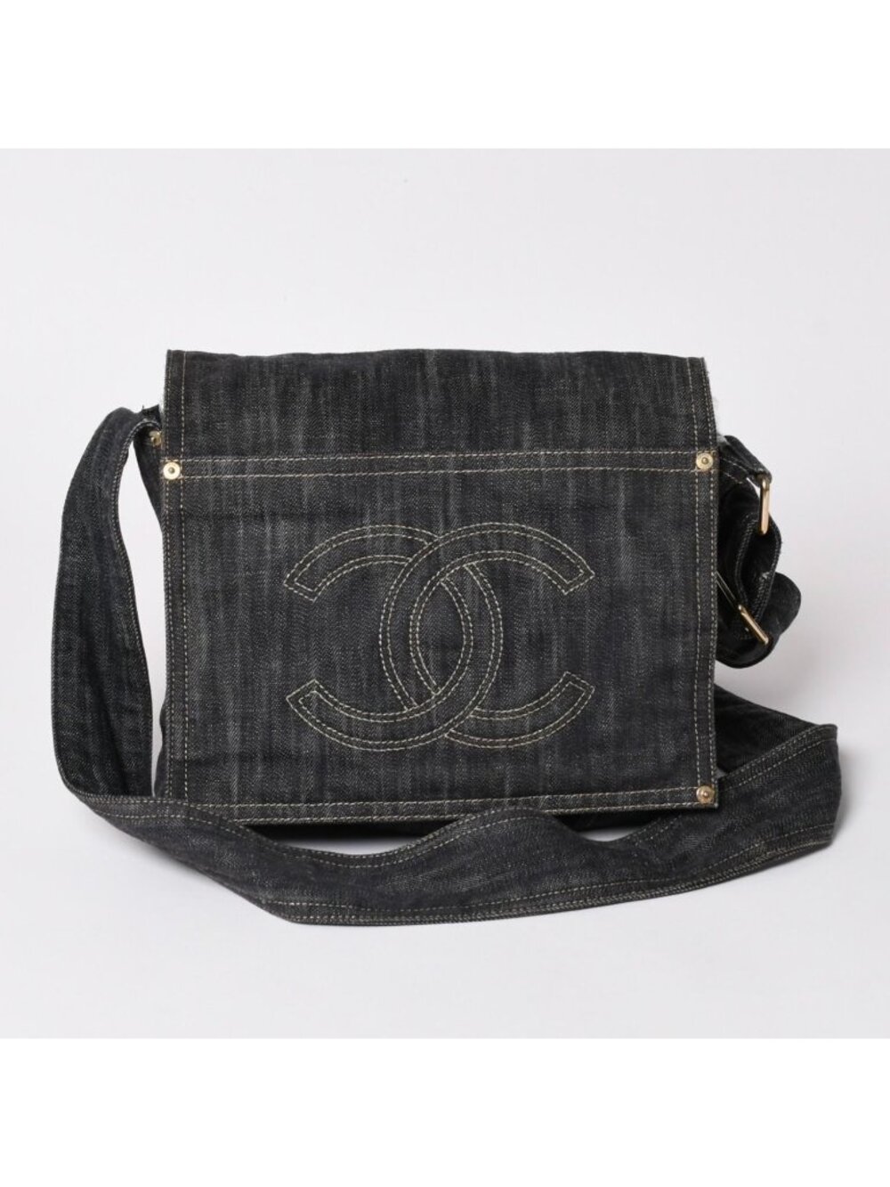 Chanel Shoulder Bag Sparkling Denim CC Logo Navy Gold